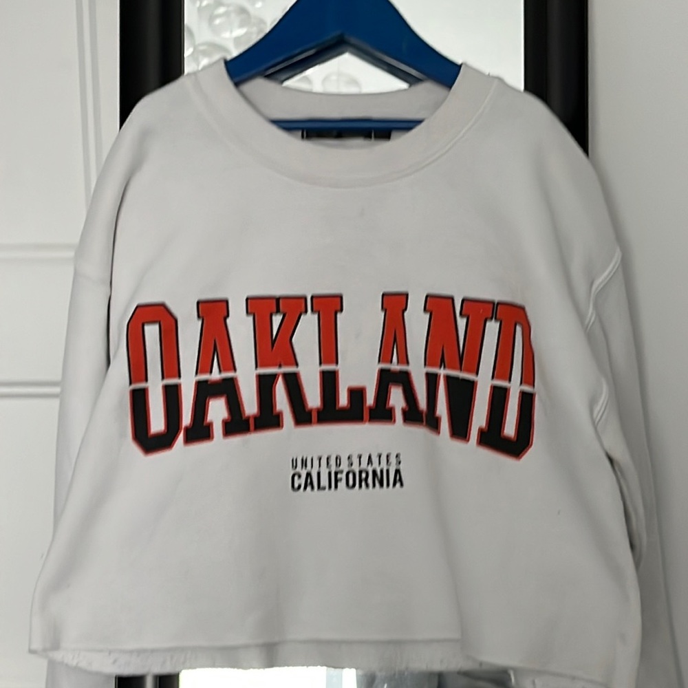 OAKLAND long sleeve top